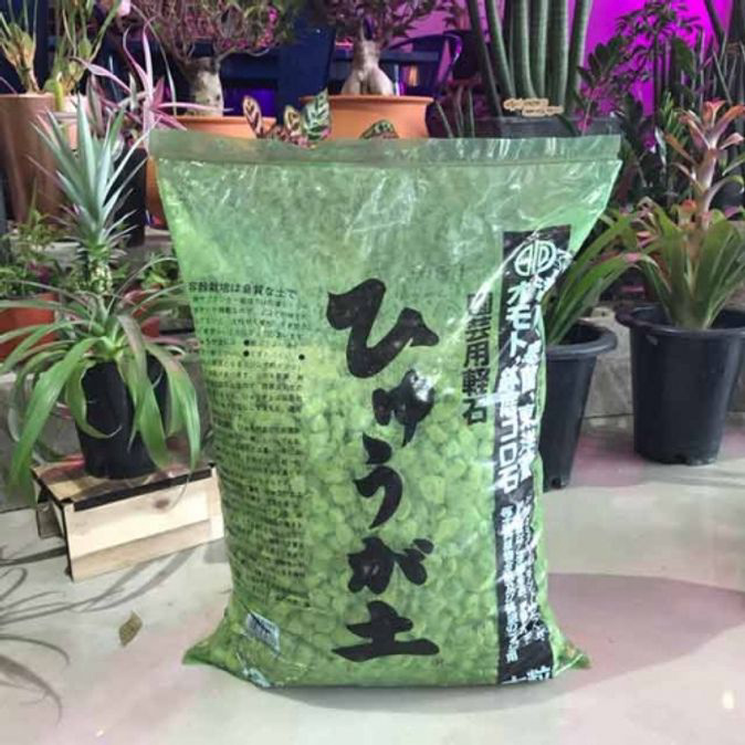 원예용품 휴가토 난석 란석 18L 그린 (대립)