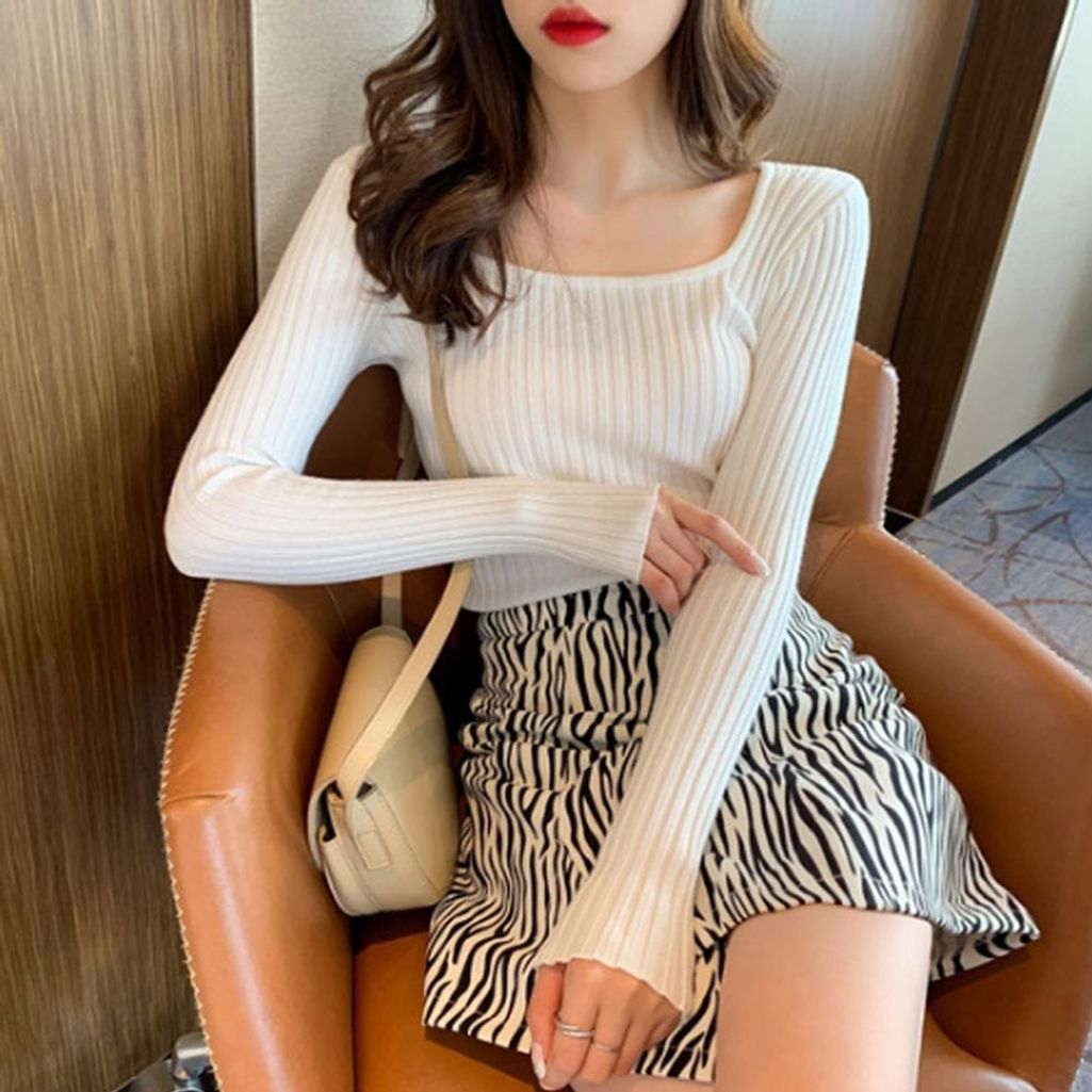 여성 스퀘어넥 골지티 스판티 기본 데일리티