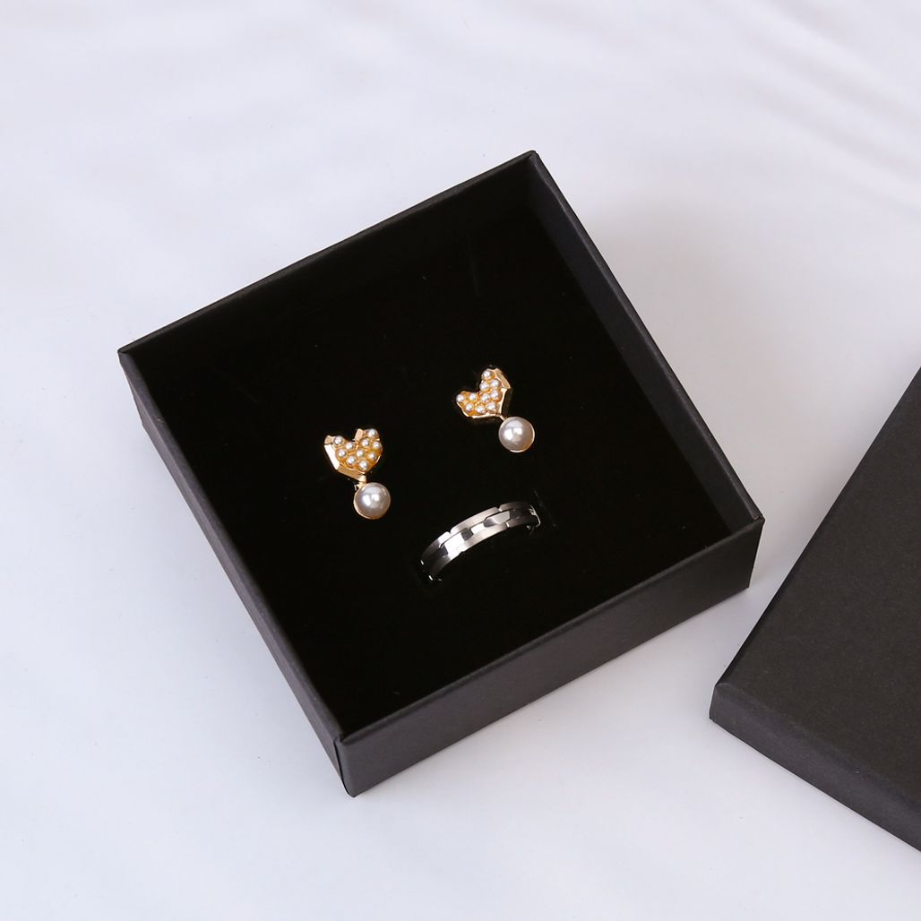 주얼리 케이스 무광블랙 8.3cmX8.3cm