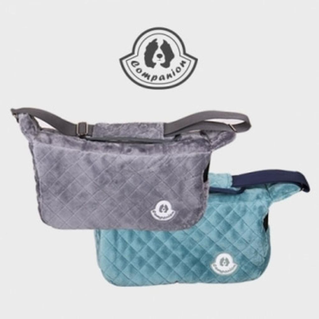 컴패니언 New 퀼팅 슬링백(다크그린)