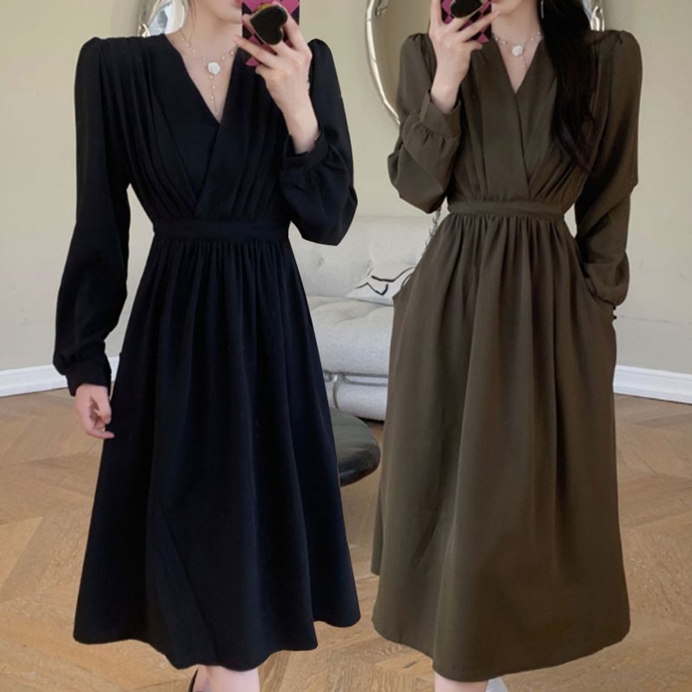 여성 브이넥 셔링 롱 실루엣 원피스